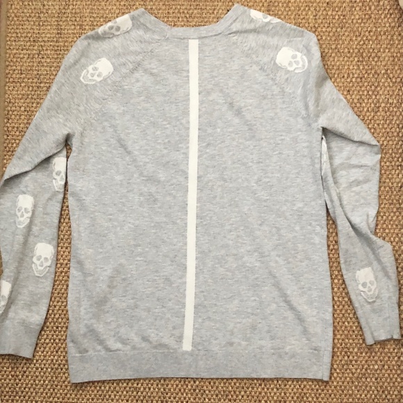 Cotton Blend  Skull Front Long Sleeve Crew Neck Pullover - Picture 3 of 3